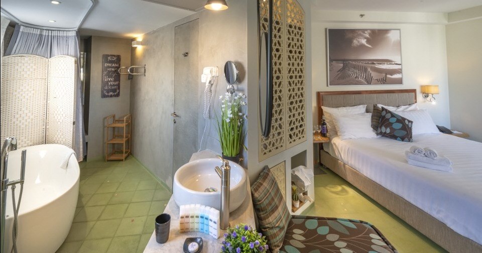 Deluxe Rooms