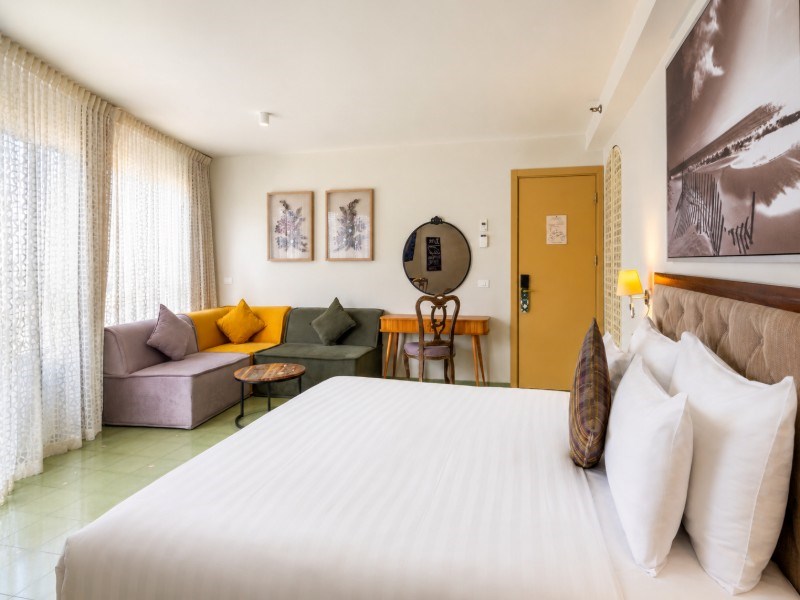 Deluxe Room- Margosa Hotel