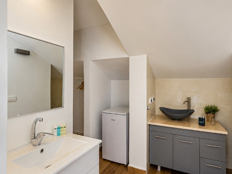 Economy room with Balcony