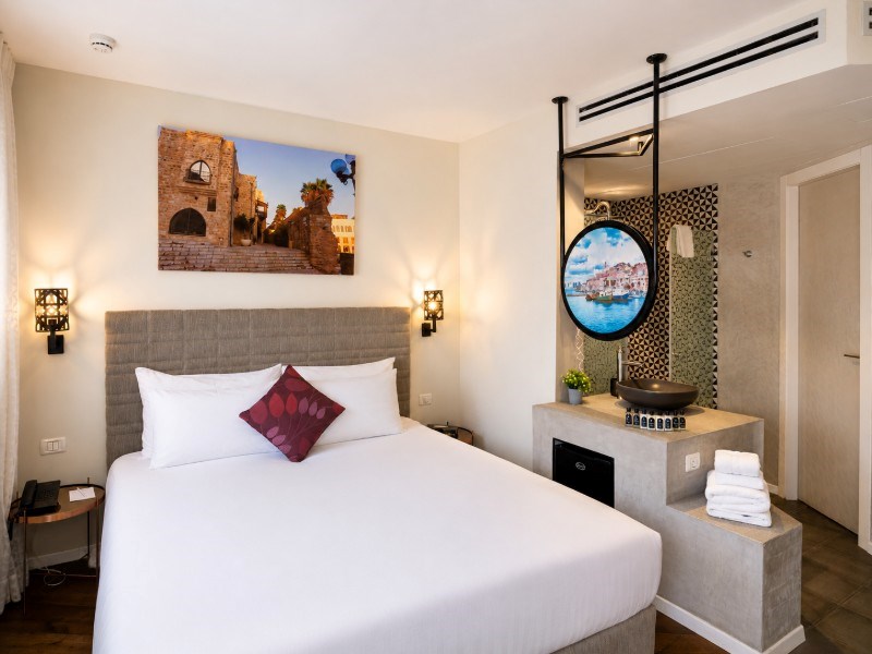 Classic room with Balcony