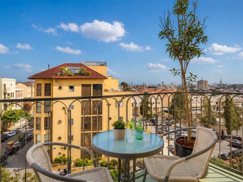 Classic room with Balcony